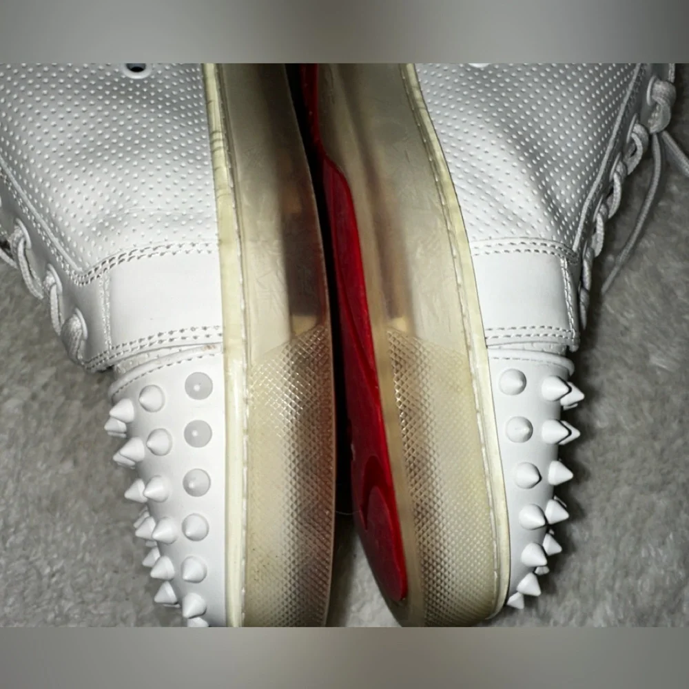Christian Louboutin - Louis Junior Spikes sneakers Size 44 - Picture 9 of 15